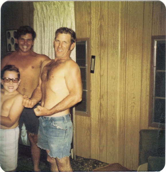 File:Jon, Dad & Kenny.jpg