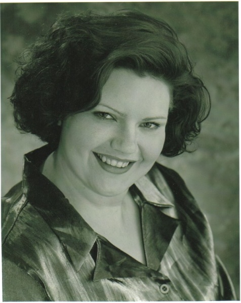 File:Pamelaglossy.jpg
